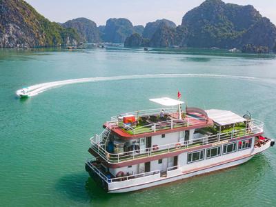 Tận hưởng kỳ nghỉ hè trên những chiếc du thuyền sang trọng