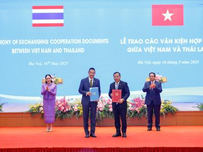 Việt Nam - Thái Lan trao nhiều văn kiện hợp tác quan trọng