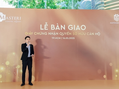 Masterise Homes liên tiếp bàn giao sổ hồng khu nhà phố SOHO và căn hộ cao tầng khu Đông TP.HCM