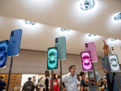 Áp lực thuế quan, xuất khẩu smartphone từ Trung Quốc sang Mỹ giảm mạnh nhất từ năm 2011 