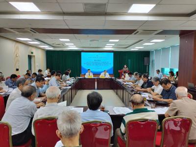 Góp ý sửa Hiến pháp: Băn khoăn cụm từ các tổ chức chính trị xã hội “trực thuộc Mặt trận Tổ quốc Việt Nam"