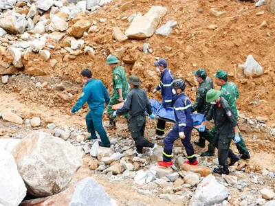 Tăng cường đảm bảo công tác an toàn, vệ sinh lao động trong mùa mưa bão năm 2025