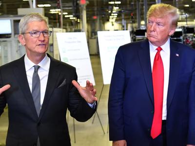 iPhone và Samsung sản xuất ngoài Mỹ có thể bị đánh thuế 25%
