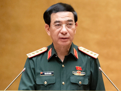Bộ trưởng Bộ Quốc phòng trình Quốc hội dự án Luật Tình trạng khẩn cấp 