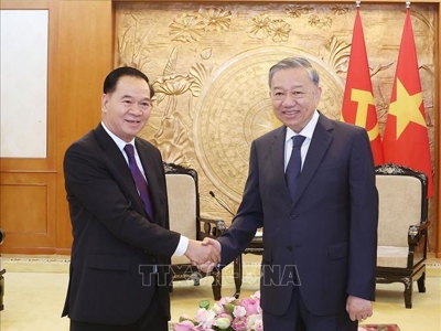 Tổng Bí thư Tô Lâm tiếp Chánh Văn phòng Trung ương Đảng Nhân dân Cách mạng Lào