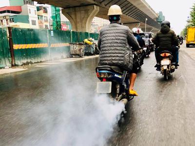 Đề xuất lùi thời điểm kiểm định khí thải xe máy tại Hà Nội và TP.Hồ Chí Minh đến ngày 1/7/2027