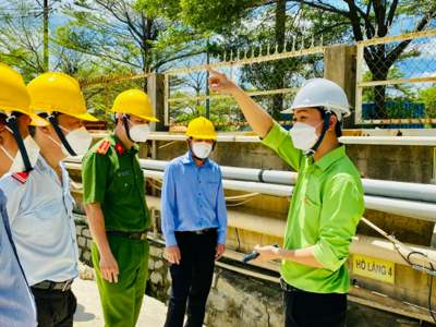 Hà Tĩnh kiểm tra môi trường 26 đơn vị