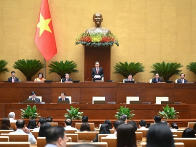 Quốc hội thông qua Nghị quyết sửa đổi Hiến pháp: Kết thúc hoạt động cấp huyện từ ngày 1/7/2025