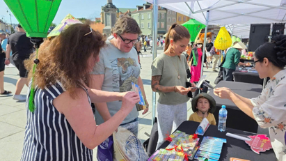 Hue promotes tourism in Warsaw, Poland