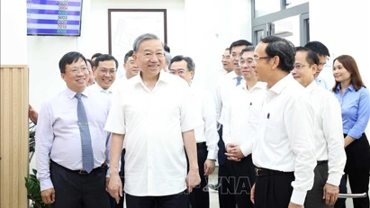 Tổng Bí thư khảo sát thực tế mô hình tổ chức chính quyền đia phương 2 cấp tại TP.HCM