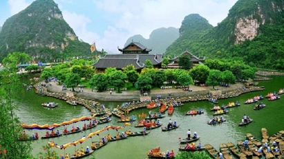 Thương mại, dịch vụ 6 tháng đầu năm 2025 tăng trưởng tích cực