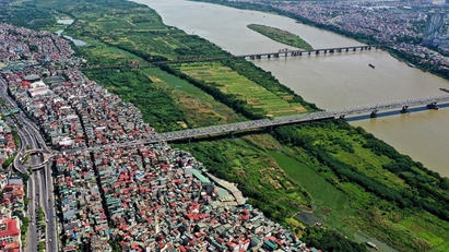 Thủ tướng yêu cầu các Bộ phối hợp cùng Hà Nội, tạo điều kiện thuận lợi để phát triển trục sông Hồng