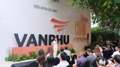 Văn Phú khai mạc triển lãm đa giác quan “Chạm vị nhân sinh” - Hành trình “chạm” để lắng nghe