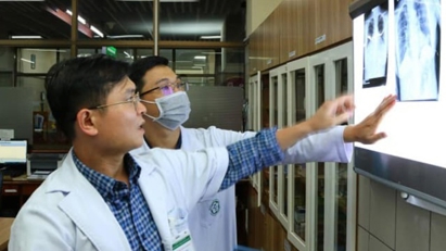 Bộ trưởng Bộ Y tế: Tiếp tục cải cách tiền lương, phụ cấp đối với người làm việc tại các cơ sở y tế công lập