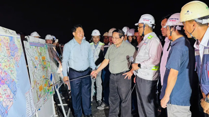 PM inspects construction of key section of HCM City's Ring Road 3