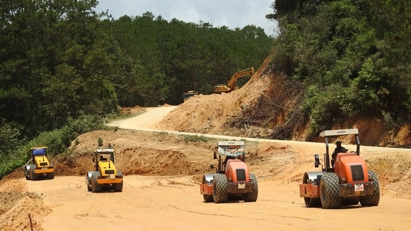 Quang Ngai proovince proposes over $76 mln to upgrade National Highway 24