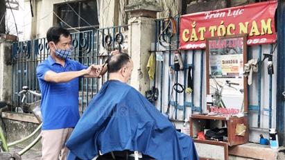 Cắt tóc, gội đầu, karaoke, vũ trường, bi - a... phải đóng thuế 7%