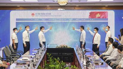Hơn 100 nghìn hồ sơ điện tử đầu tiên của Bộ Công Thương được gửi ra nước ngoài trong 6 tháng đầu năm