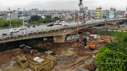 Hanoi allows construction of 6 urgent traffic projects to continue