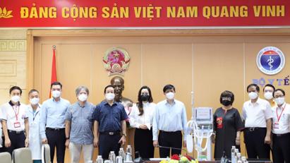 Bộ Y tế tiếp nhận 34 máy thở chức năng cao
