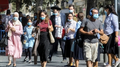 Israel tái bùng dịch dù tiêm vaccine "thần tốc", bài học thích nghi với Covid-19 cho châu Á?