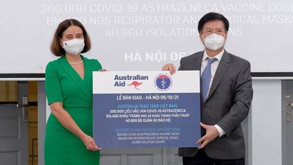 Australia provides vaccines and medical equipment