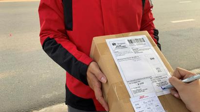 Giao hàng J&T Express đảm bảo an toàn, an tâm cho người dùng
