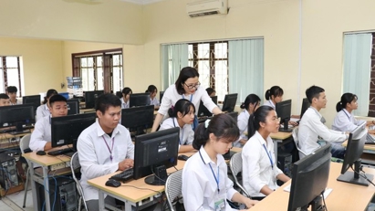 Phấn đấu 100% nhà giáo được đào tạo phương pháp sư phạm phù hợp với môi trường số vào năm 2030