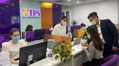 Phạt Chứng khoán Tiên Phong vì không công bố thông tin khi đặt cọc mua bất động sản từ Sài Gòn Thủ Thiêm