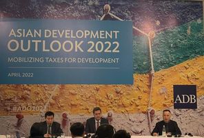 ADB remains positive about Vietnam’s economic recovery