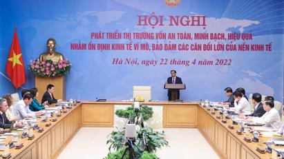 Thủ tướng: Xử lý nghiêm các sai phạm để bảo vệ nhà đầu tư và doanh nghiệp làm ăn lành mạnh