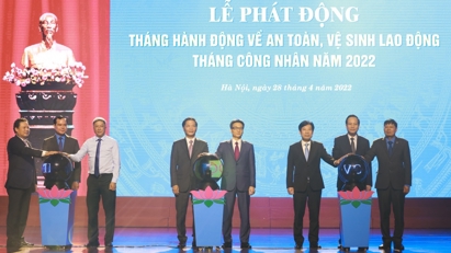 Phát triển kinh tế nhưng không quên đảm bảo an toàn lao động