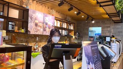 iPOS.vn optimistic about F&B sector