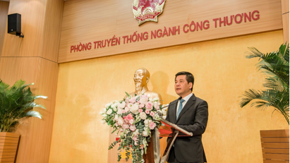 “Chép” lịch sử phát triển của ngành Công Thương tại Phòng truyền thống