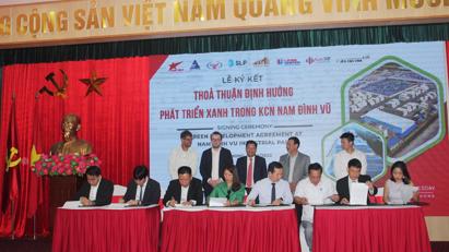 bet88 con sử dụng mái nhà xưởng trong khu công nghiệp để sản xuất điện mặt trời