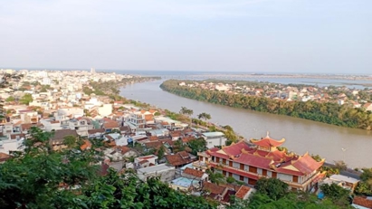 Phu Yen developing urban areas along Ba River