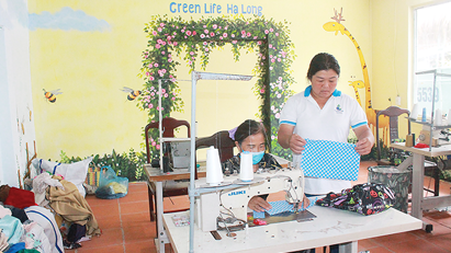 “Sống xanh” đã thành nề nếp ở Hạ Long
