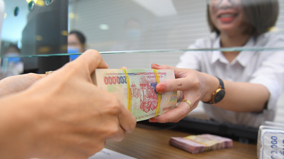 Áp lực NIM thu hẹp, ngân hàng trông ngóng vào cho vay bán lẻ và CASA