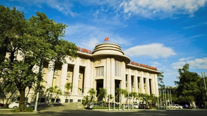 Central bank raises credit growth limit
