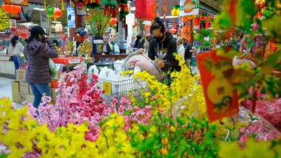 Bộ Tài chính lo ứng phó với biến động giá hàng hóa thiết yếu dịp Tết