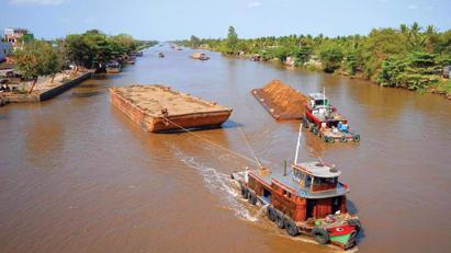 Tăng trưởng hai con số, vận tải thuỷ vẫn chưa phát triển tương xứng tiềm năng