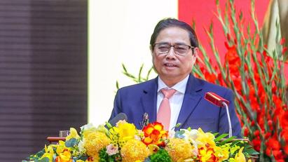 Thủ tướng: Sớm có cơ chế thu hút, trọng dụng nhân tài cho khu vực công