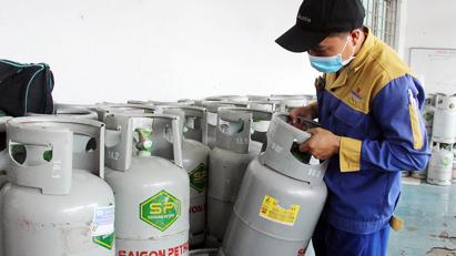TP.HCM giá gas tăng mạnh đầu năm Quý Mão