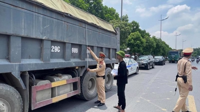 Transport ministry tightening control of overloaded trucks