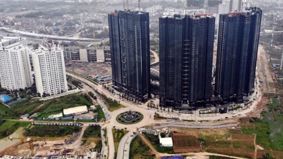 Thousands of property projects postponed due to difficulties