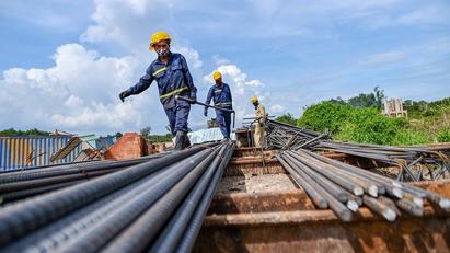 Triển vọng cổ phiếu đầu tư công: Rủi ro là tiến độ giải ngân