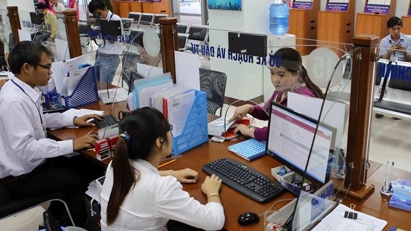 Tinh giản biên chế vẫn chủ yếu giảm người nghỉ hưu, thôi việc