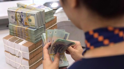 Central bank cuts regulatory interest rates