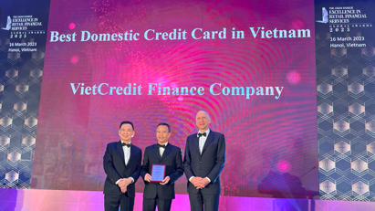 VietCredit được vinh danh giải thưởng thẻ tín dụng nội địa tốt nhất Việt Nam