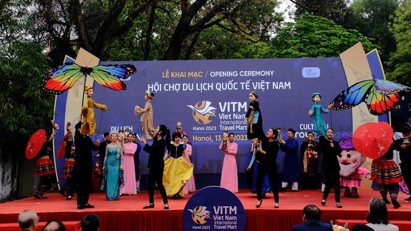 International travel fair opens in Hanoi